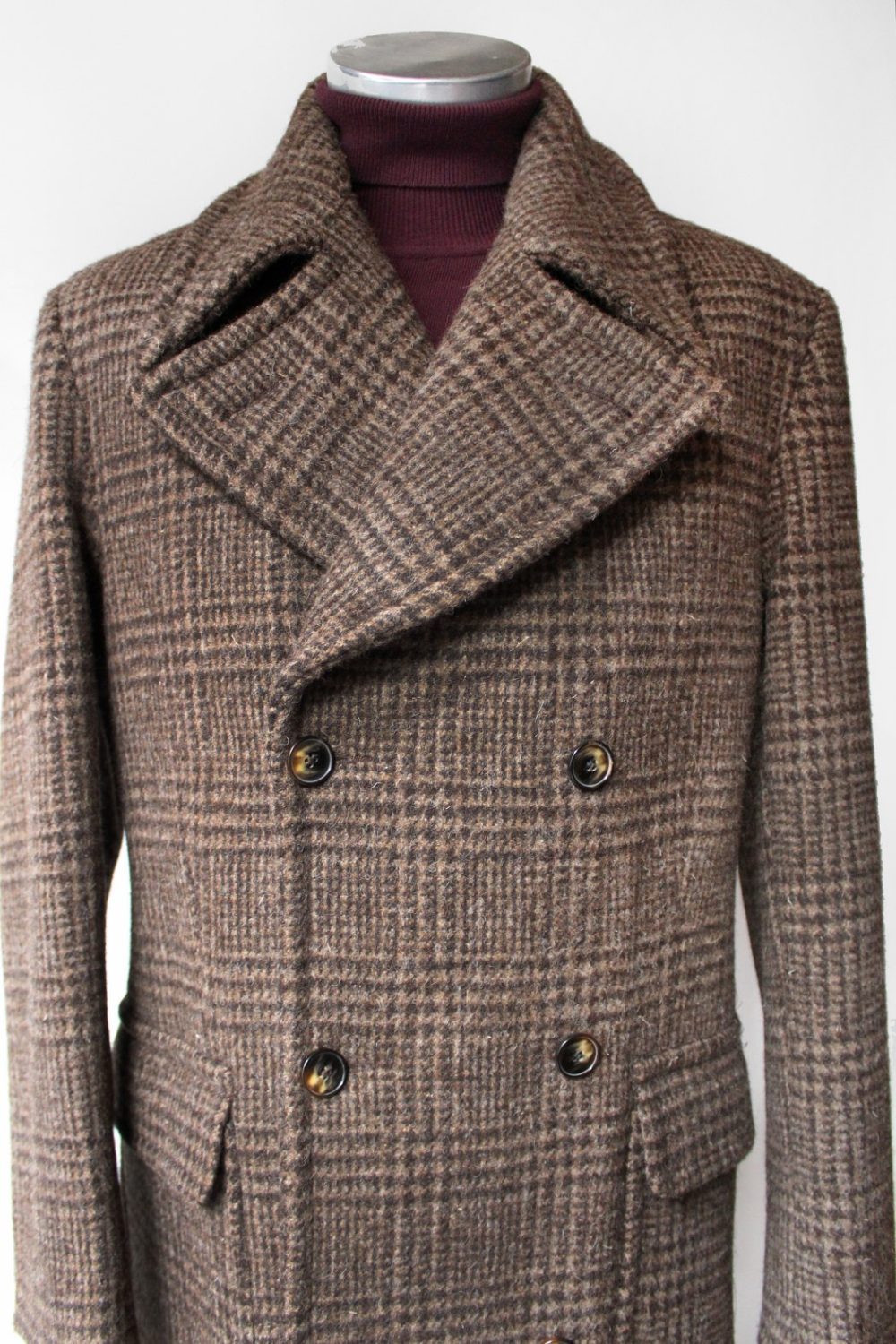 Brown check vented-back Windsor overcoat – Mendoza Menswear
