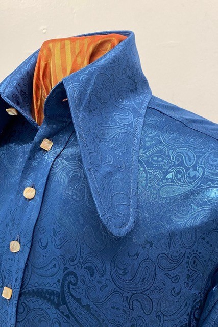 Blue Paisley Beagle collar shirt